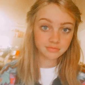 Meet your Posher, Addison